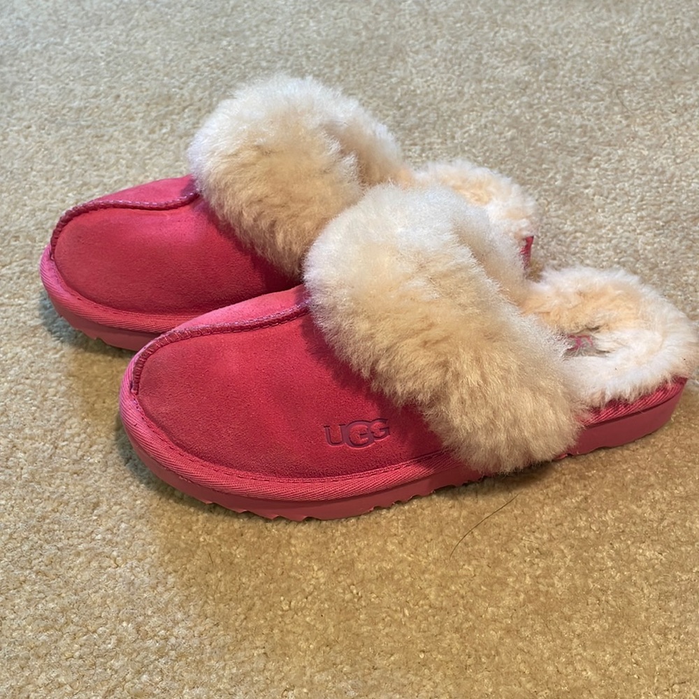 UGG Cozy II Scuff Slipper Pink and White Girls’ Size 1